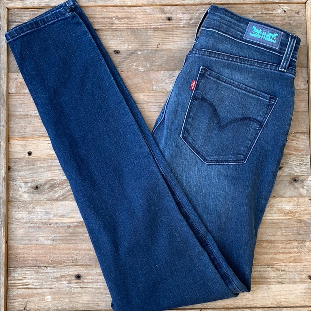 Levi’s Women’s High Rise Skinny Jeans Dyed Knee 27